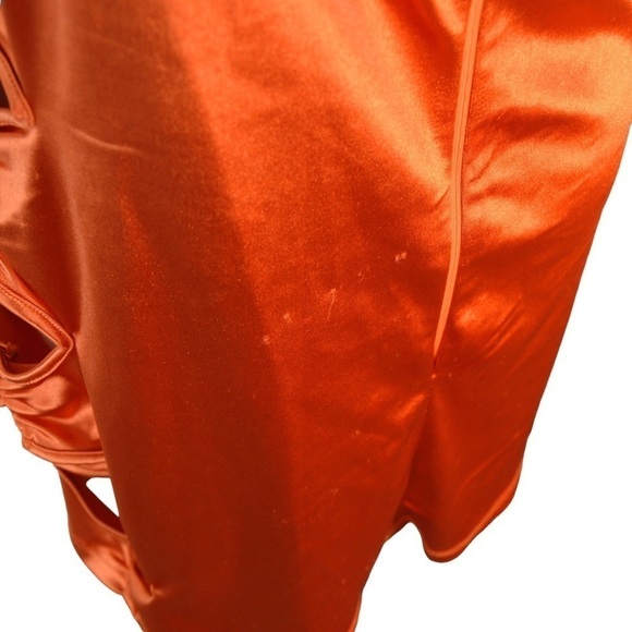 PrettyLittleThing Stretch Satin Cut Out‎ Side Seam Strappy Bodycon Dress FLAWS! - Picture 11 of 16